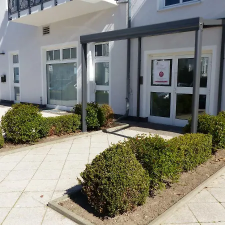 14 - Sofia Haus Huehnergott