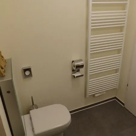 14 - Sofia Haus Huehnergott *